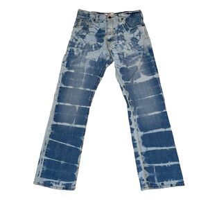 Signature Levi’s Strauss Men’s Custom Denim Jeans
